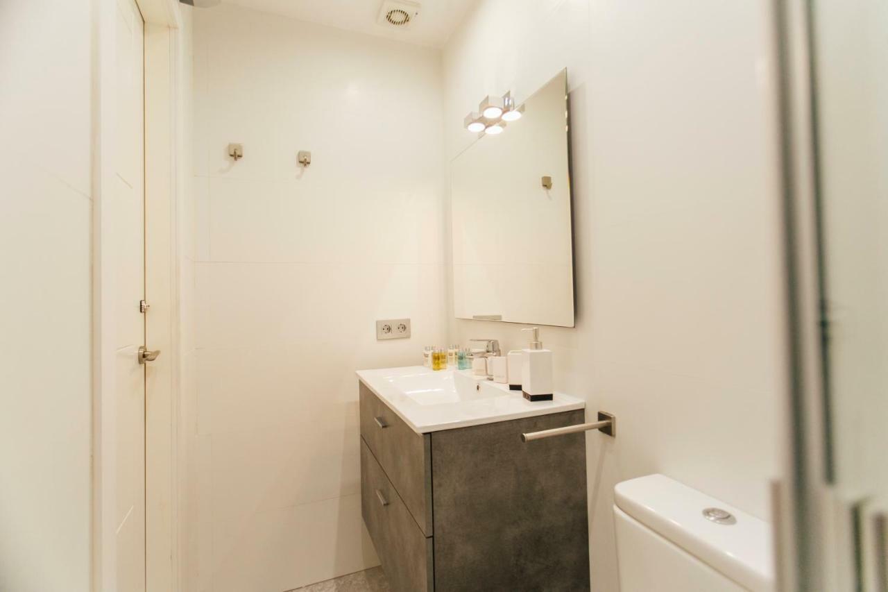 Minimalism And Modern- 2bd 1bth- Setas Apartment